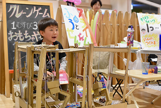 こども夢の商店街での子どもたちの様子　1